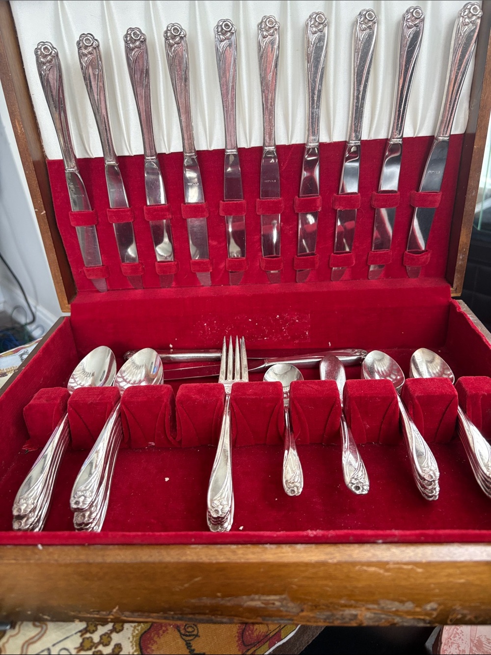 Vintage Silverplate Flatware. Daffodil (1950) Rogers Bros International Silver